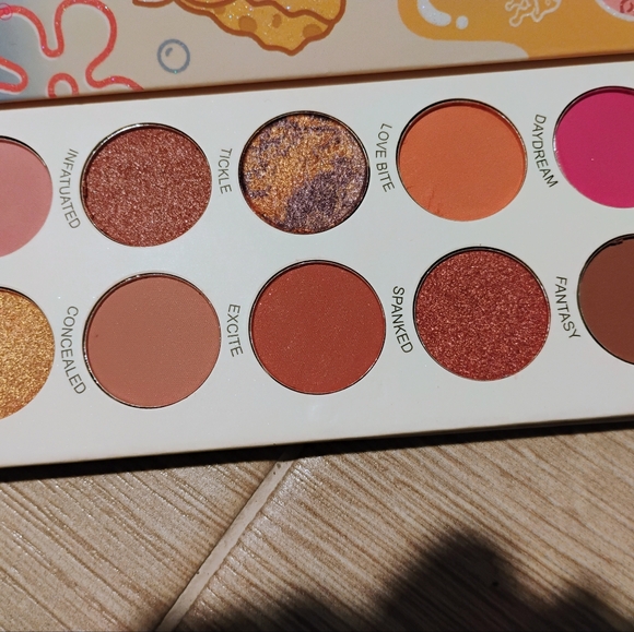 Makeup - Picture 2 of 2